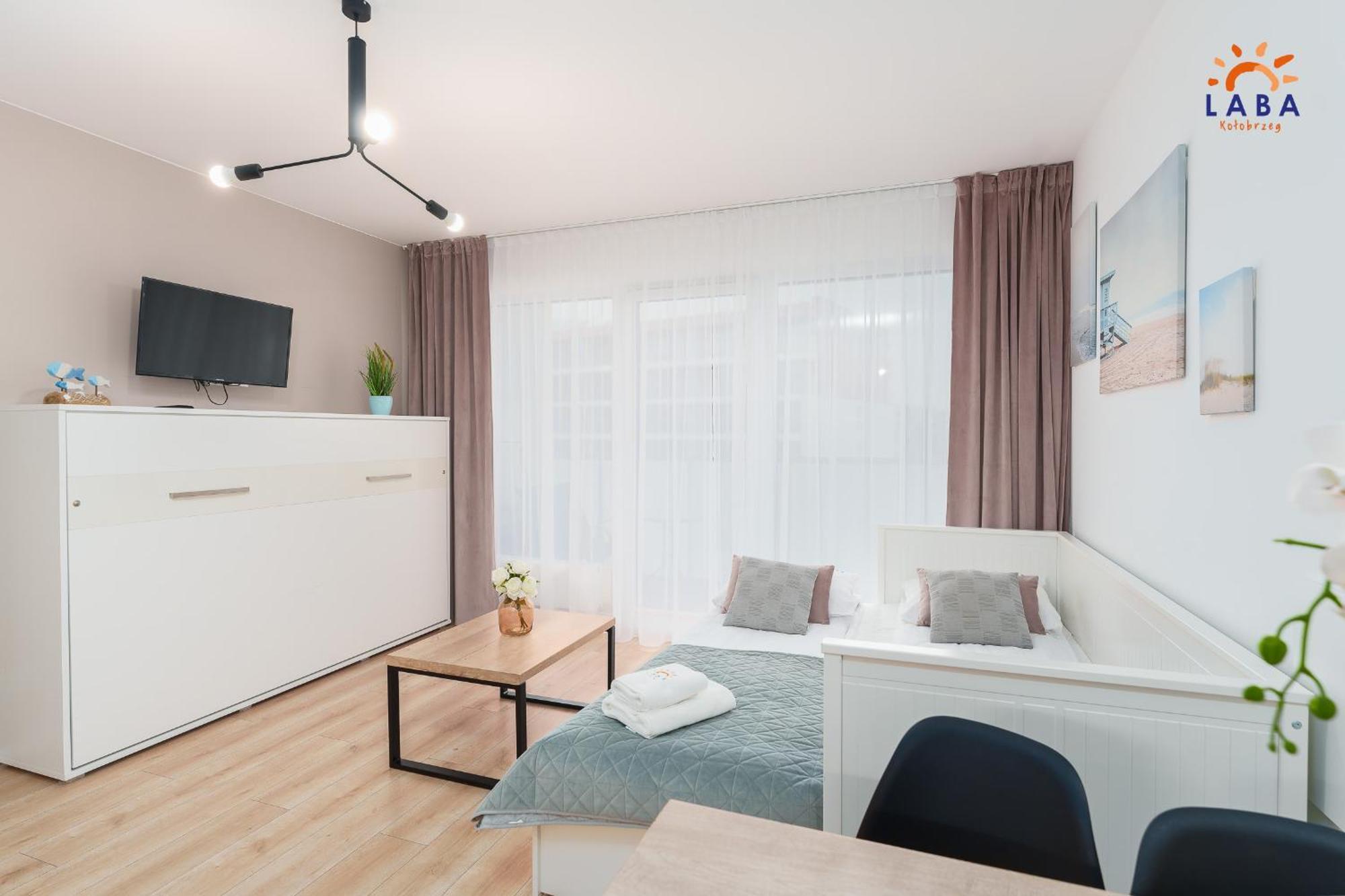 Laba Kolobrzeg Apartamenty Kasprowicza 20Ab Exterior photo