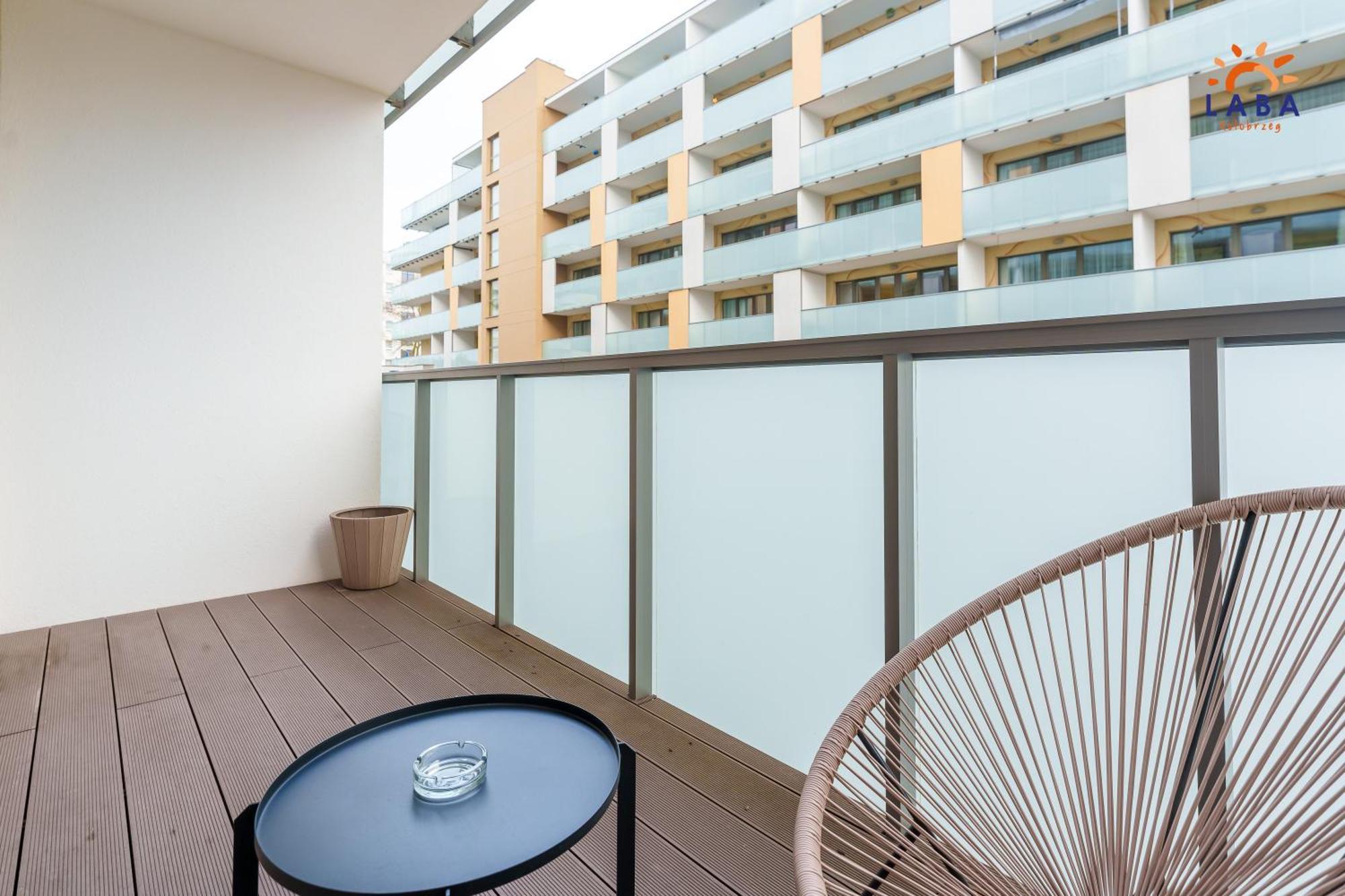 Laba Kolobrzeg Apartamenty Kasprowicza 20Ab Exterior photo