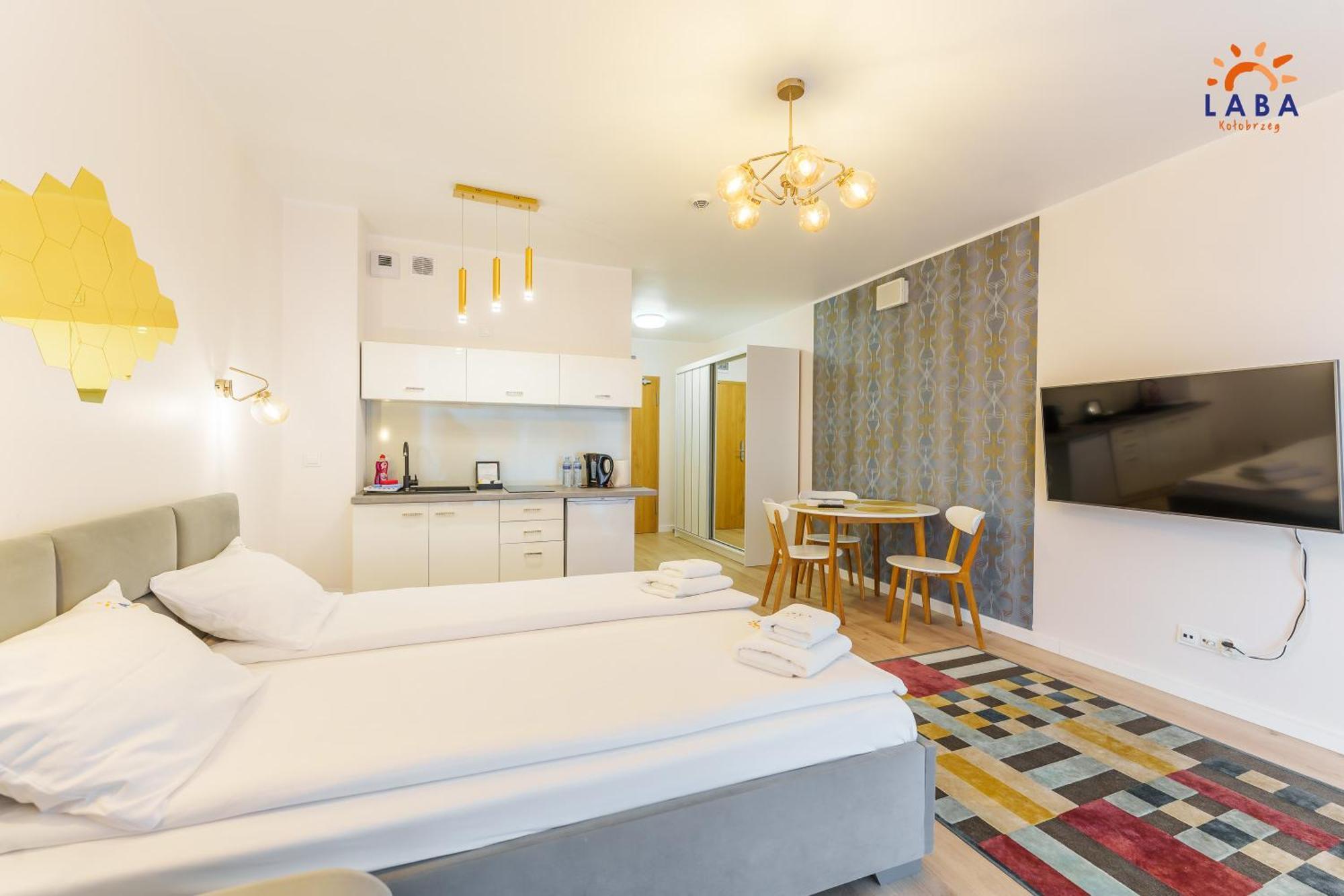 Laba Kolobrzeg Apartamenty Kasprowicza 20Ab Exterior photo